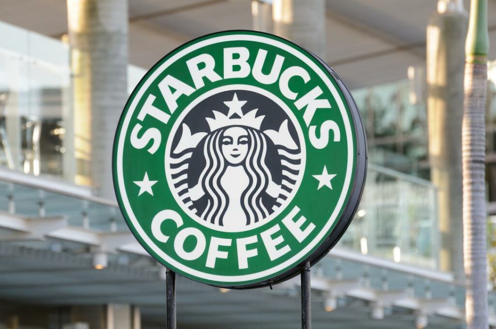 Starbucks не оправдала прогнозов аналитиков по выручке