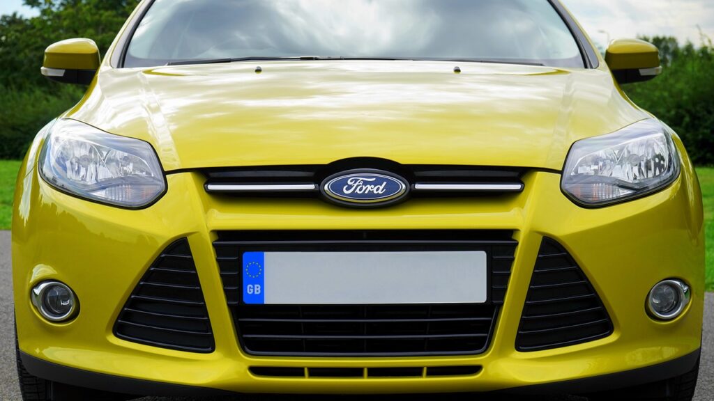 Ford ожидает снижение производства в два раза