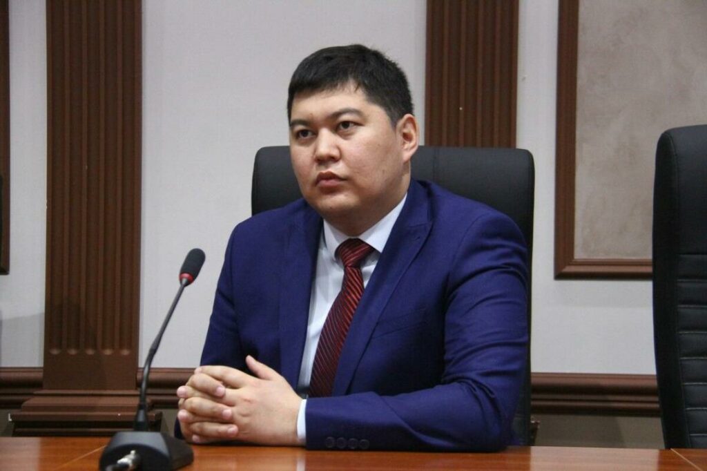 Экс-аким Усть-Каменогорска уволился из Минторговли РК после скандала