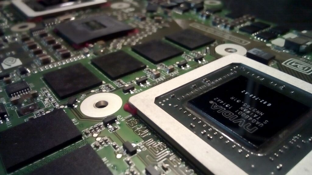 NVIDIA завершила квартал с рекордной выручкой в $5,66 млрд