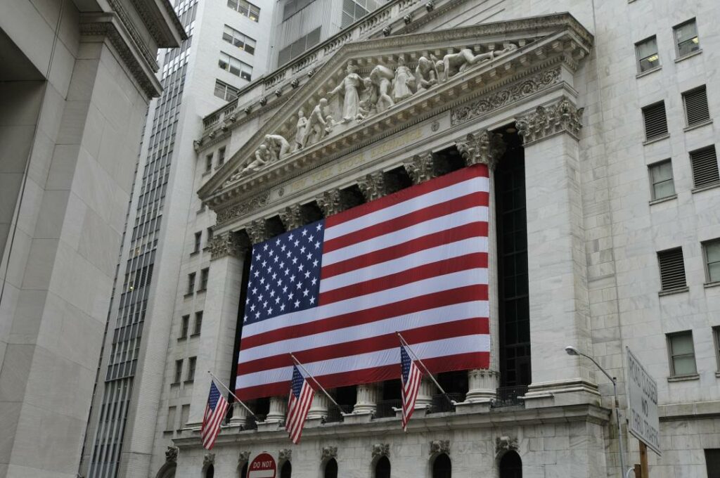 Акции Paymentus Holdings выросли на 36,2% после дебюта на NYSE