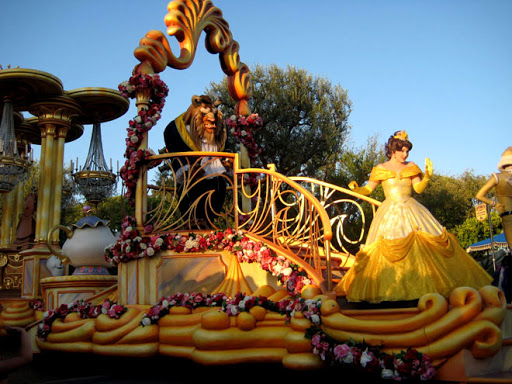 Калифорниядағы Disneyland 15 маусымда барлық келушілер үшін ашық болады