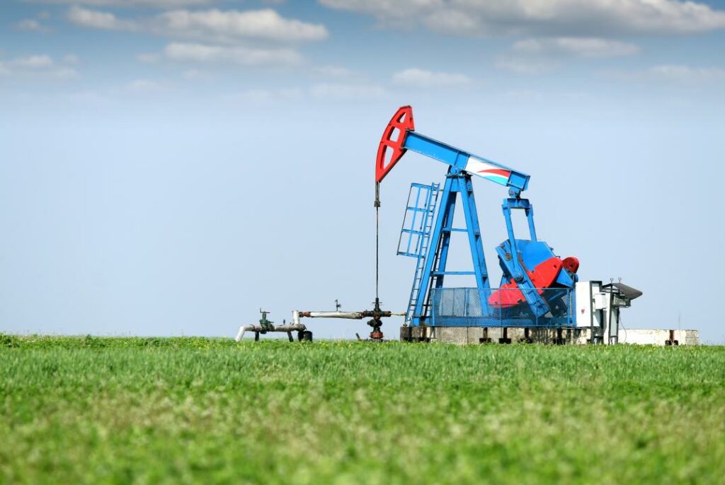 Казахстан вновь незначительно превысил добычу нефти в мае