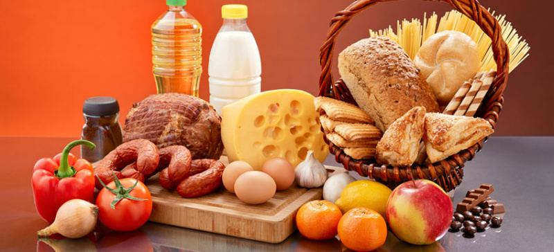 Қырғызстан азаматтары өз заттарын тамаққа айырбастап жатыр