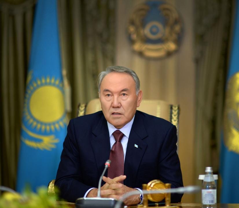 Назарбаеву хотят дать право пожизненно возглавлять АНК