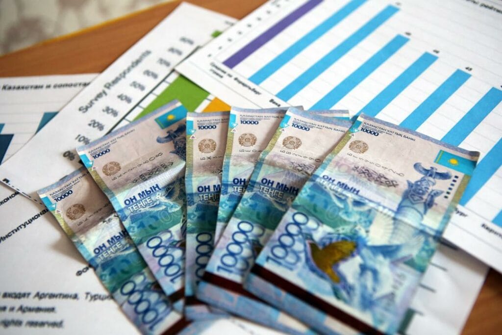 В Алматинской области задержали руководителей районной больницы