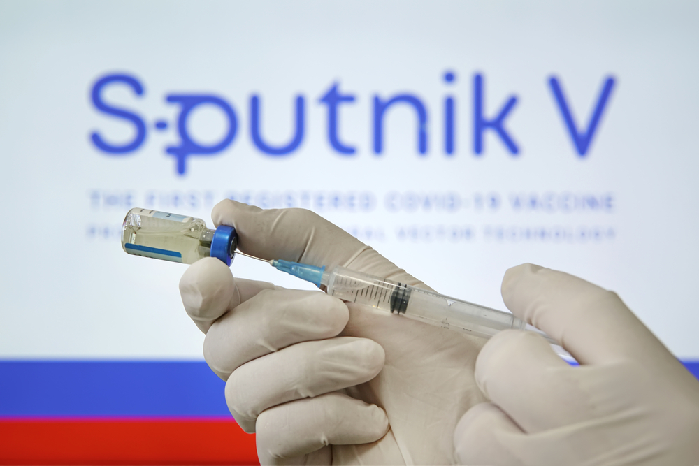 В России начнут вакцинировать подростков от COVID-19 до 20 сентября