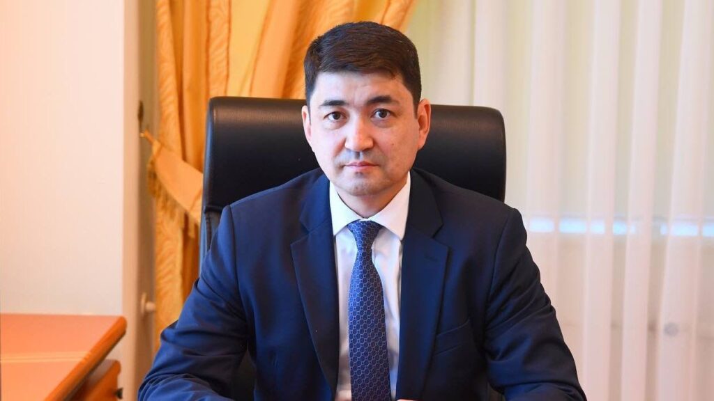 Вице-министр образования и науки освобожден от должности