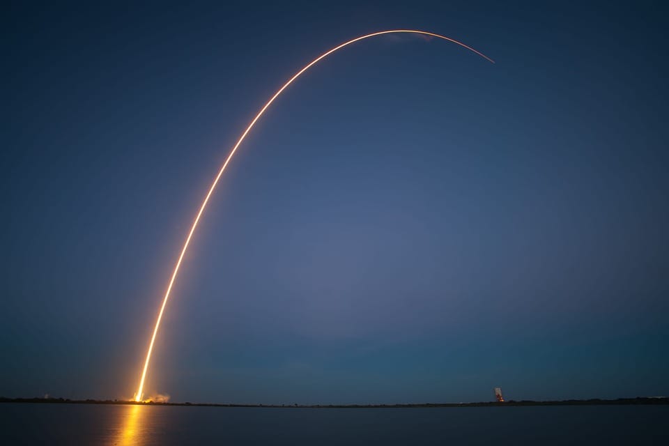 Ariane 5 вывела на орбиту первый в мире перепрограммируемый коммерческий спутник связи