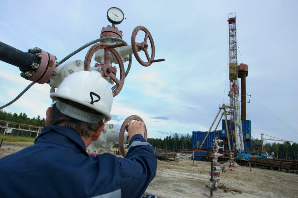 Как Казахстан собирается искать новые месторождения нефти