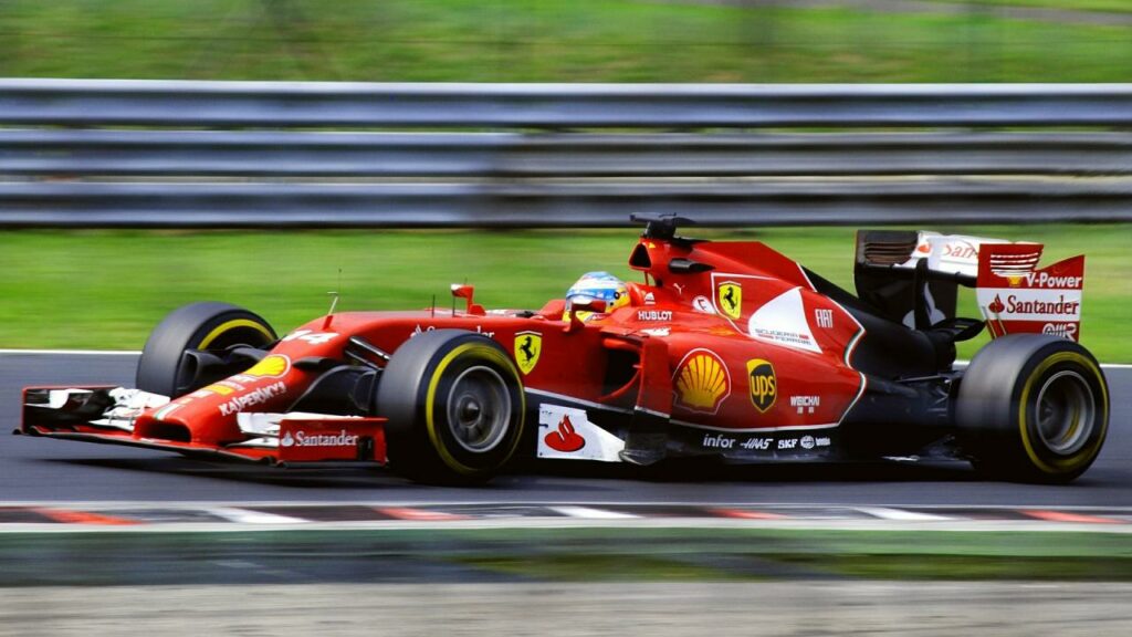 Прибыль Ferrari выросла почти в 23 раза в годовом выражении