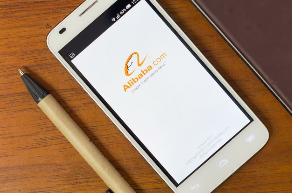 Чистая прибыль Alibaba сократилась на 7,8% в годовом выражении
