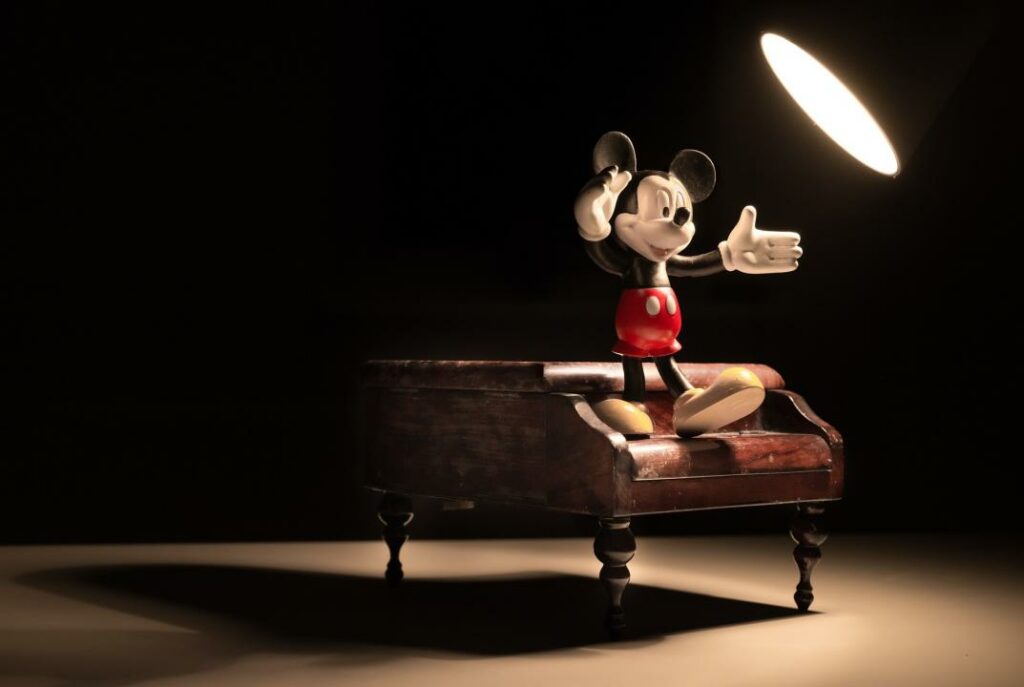 Выручка Disney увеличилась на 45%