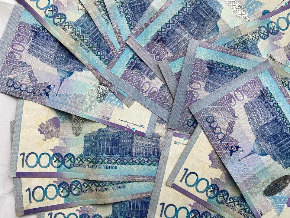 Казахстан вернул похищенные Аблязовым $2 млрд