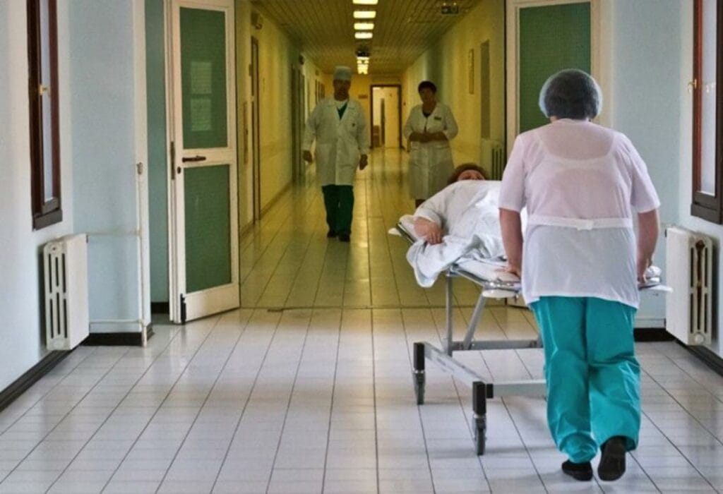 В МЧС заявили о девяти погибших при взрывах в Жамбылской области