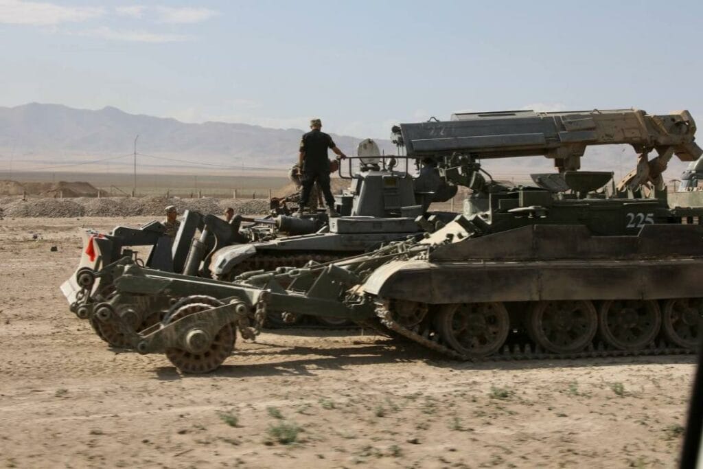 Въезд в район взрыва боеприпасов в Жамбылской области разрешен только спецслужбам