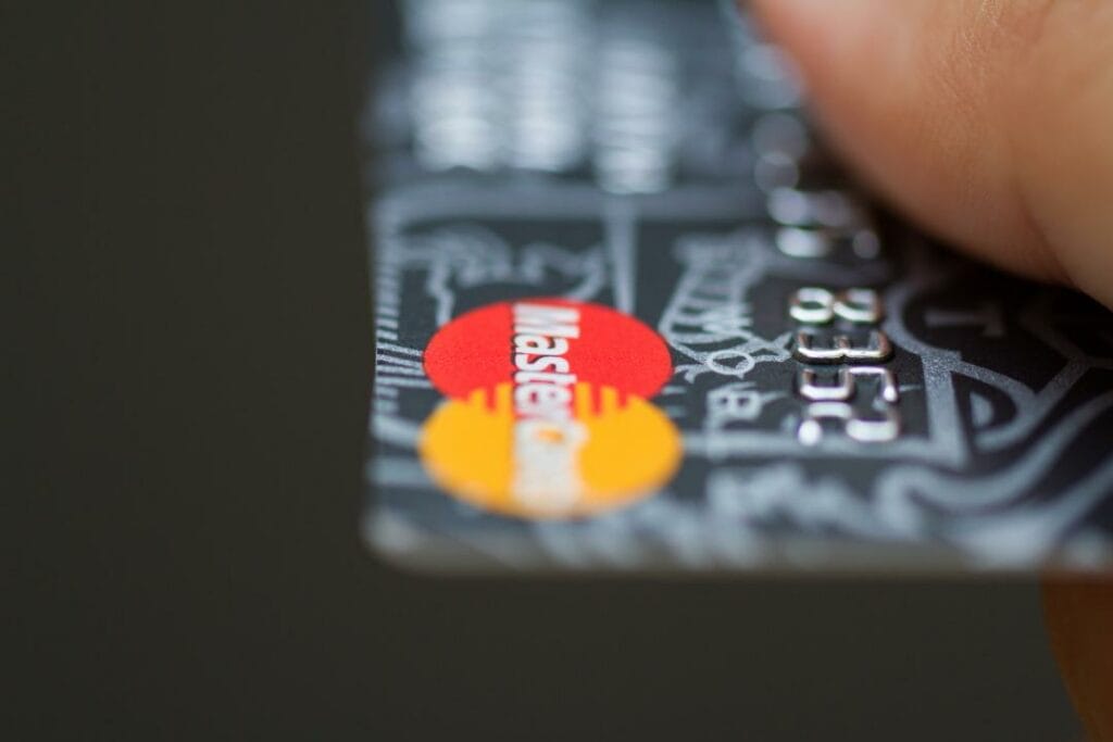 Kcell, Jusan Bank и Mastercard запустили уникальный проект в Казахстане