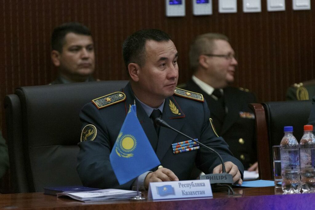 Мурат Бектанов назначен министром обороны РК