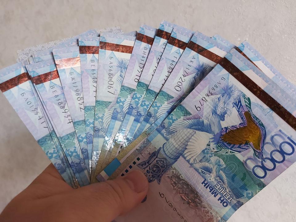 Бизнес в Казахстане простимулируют к повышению зарплаты работникам