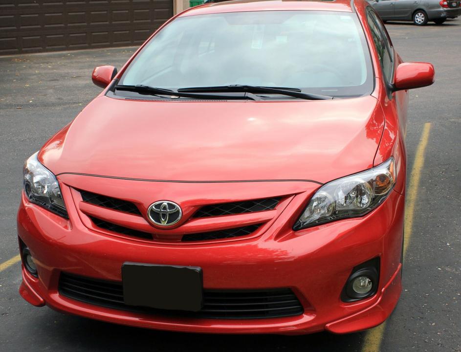 Toyota снизила целевой объем выпуска