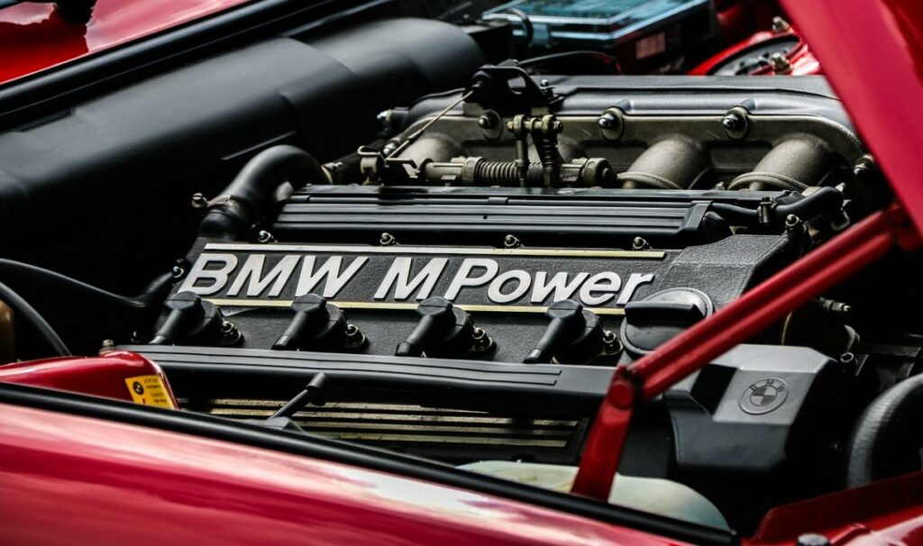 В целях безопасности BMW отзовет в Китае почти 143 тыс. автомобилей