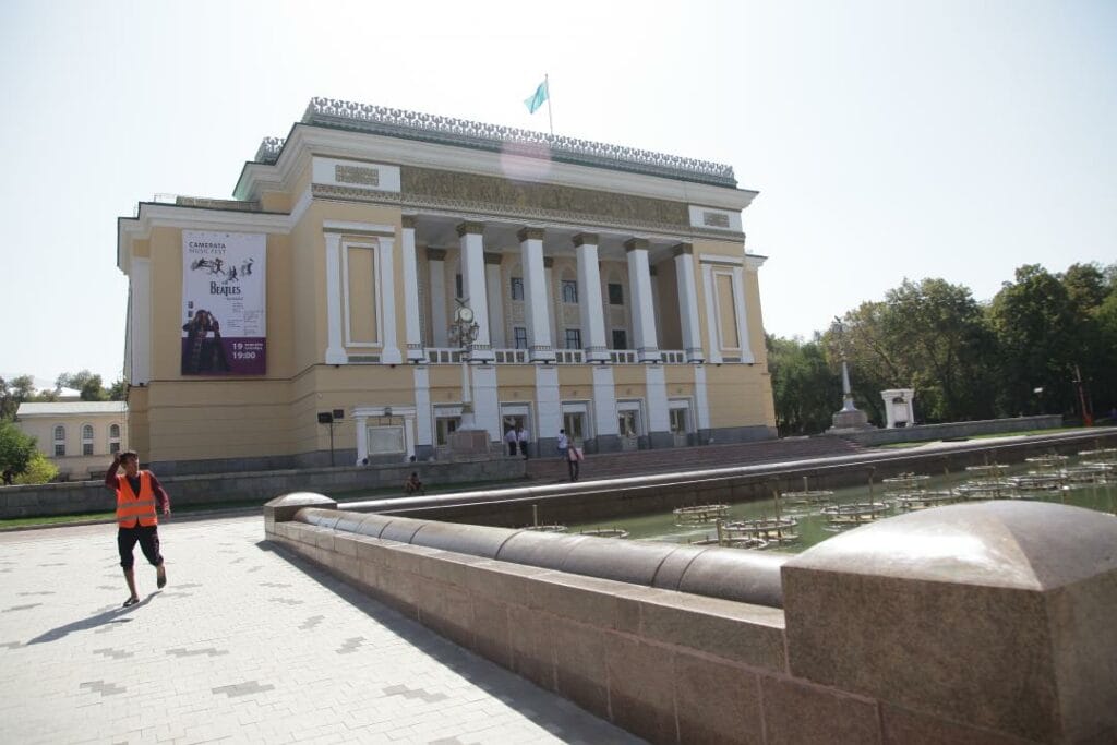 На архитектурное освещение в Алматы планируют потратить 68 млн тенге