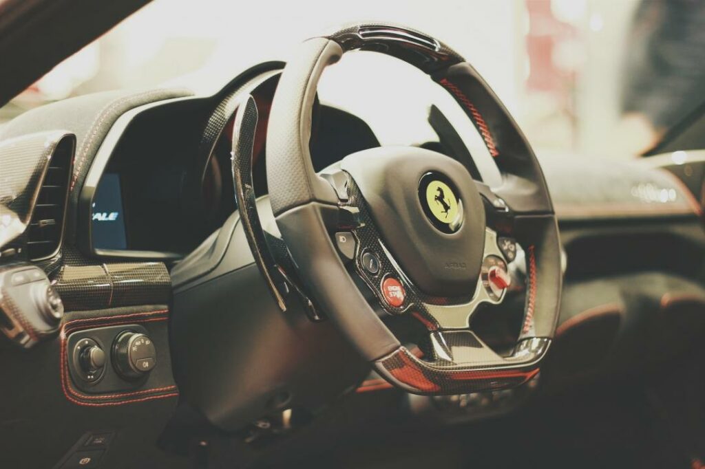 Чистая прибыль Ferrari выросла на 21%