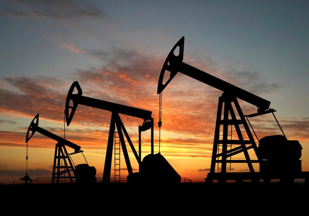 Казахстан продолжит увеличение добычи нефти в рамках соглашения ОПЕК+
