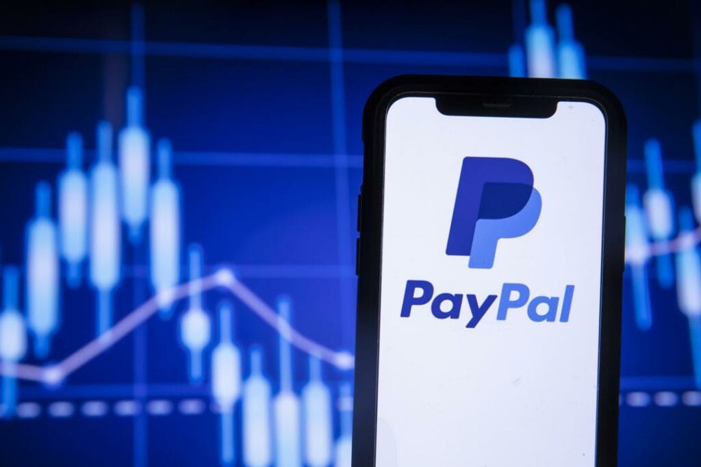 Выручка PayPal выросла на 13%