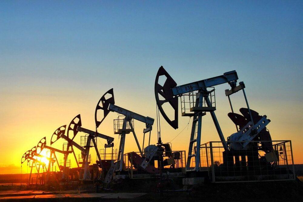 Нефть падает на опасениях новых локдаунов