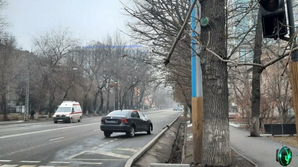 Алматыда бір күнде 1200-ден астам адам ұсталды