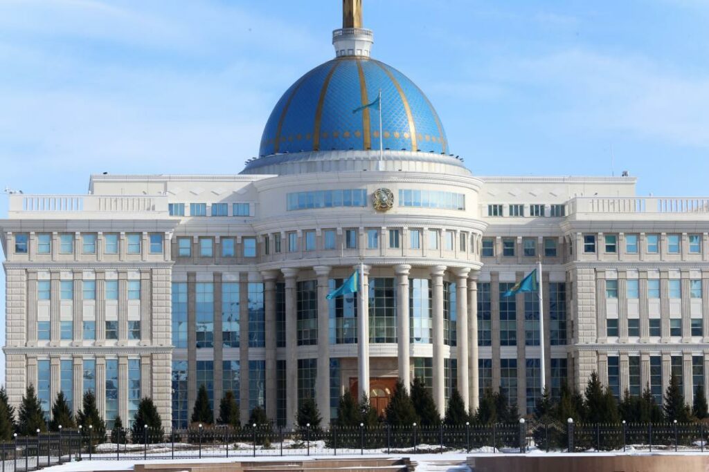 Токаев освободил от должности заместителя министра обороны