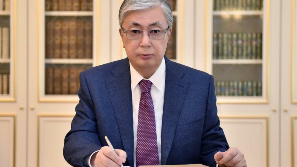 Президент Казахстана произвел кадровые перестановки в Агентстве по делам госслужбы