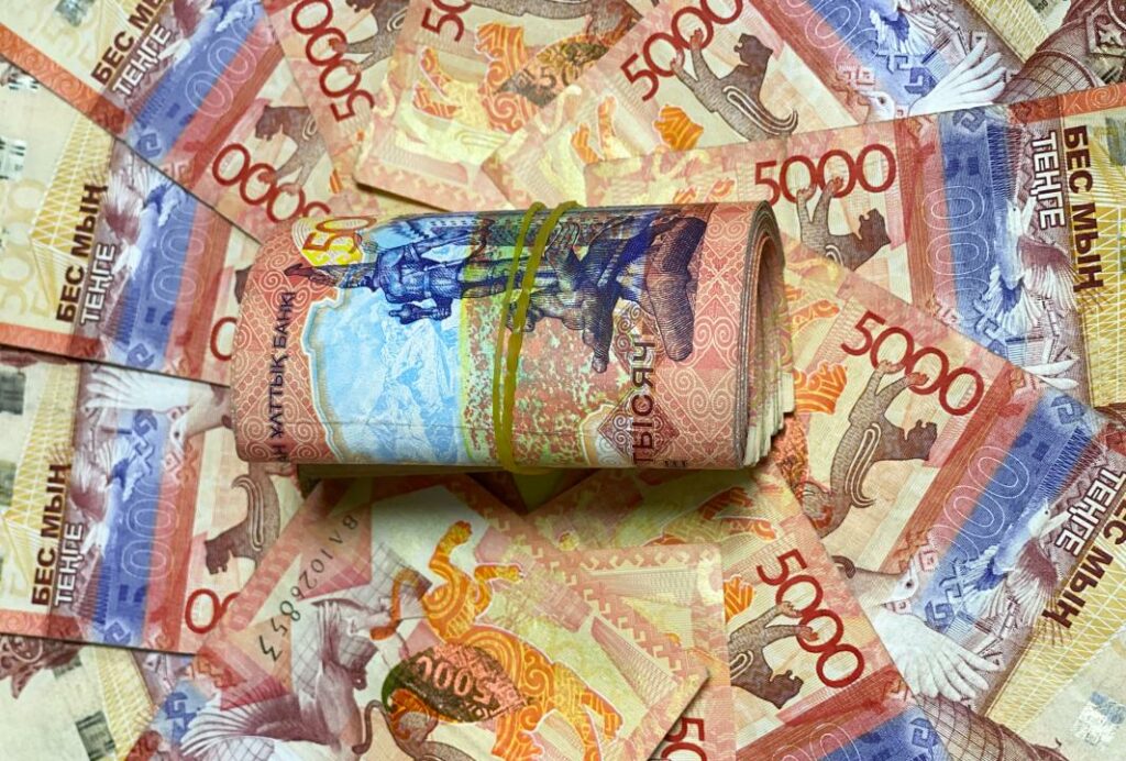 Крупный бизнес РК обяжут ежегодно вносить средства в фонд «Қазақстан халқына»