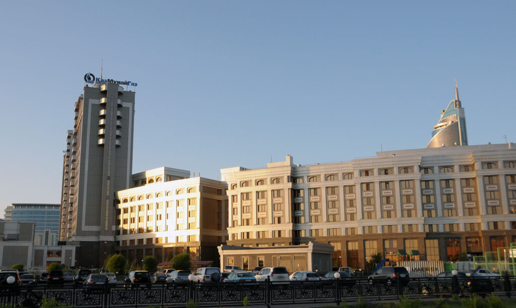 «КазМунайГаз» справился без китайцев