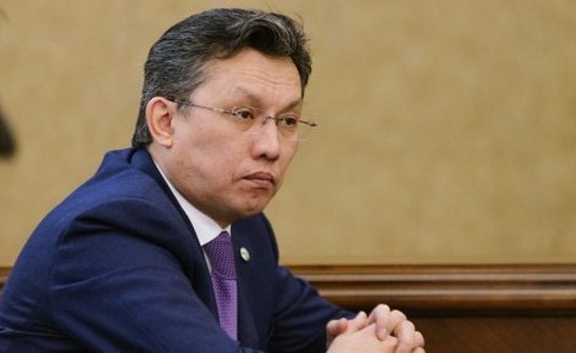 Султанов попросил наказать чиновников за неосвоение бюджетных средств