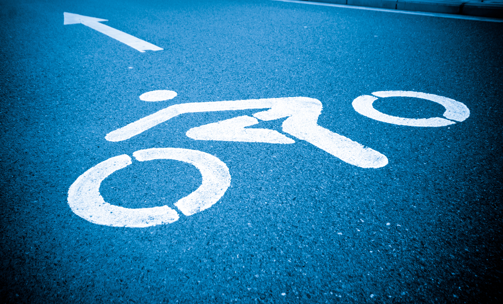 Велодорожки и парковки наносят удар по алматинскому бизнесу