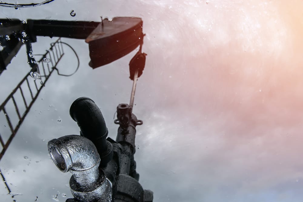 Нефть продолжает падение