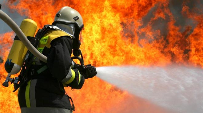 В Алматы произошел крупный пожар в жилом доме