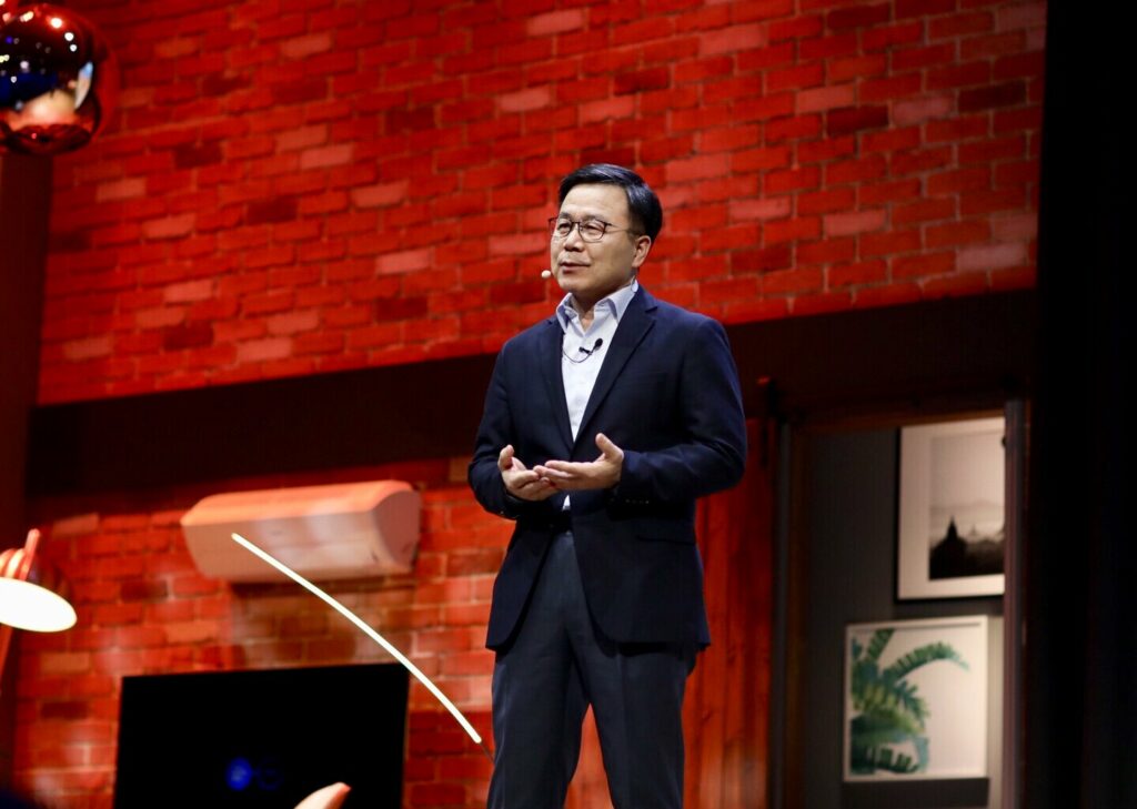 Samsung поделилась планами развития на 2018 год