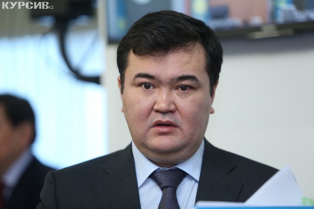 Платные дороги будут приносить Казахстану до 30 млрд тенге