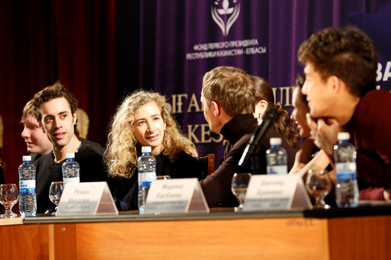 Мировые звезды балета делятся опытом с юными казахстанскими артистами