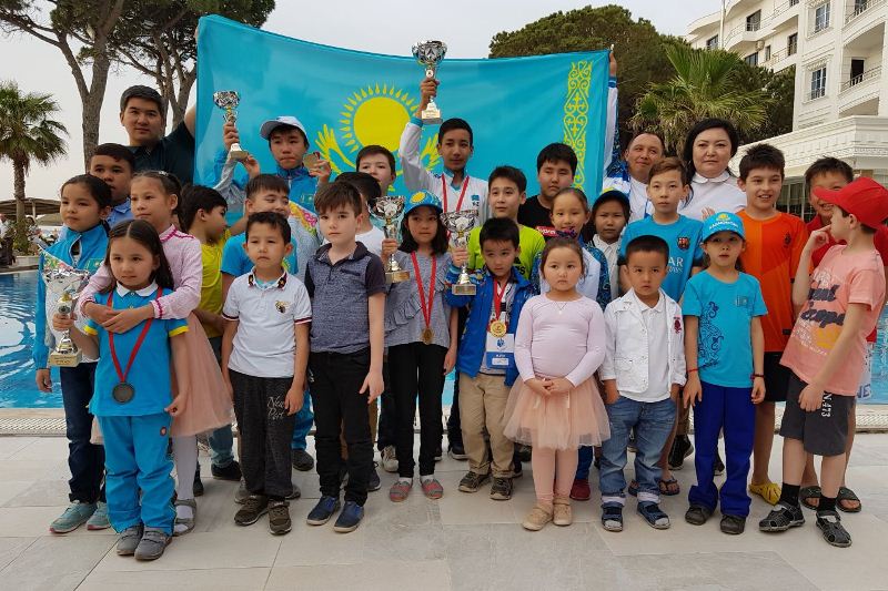 Казахстанские шахматисты привезли с Чемпионата мира 7 медалей