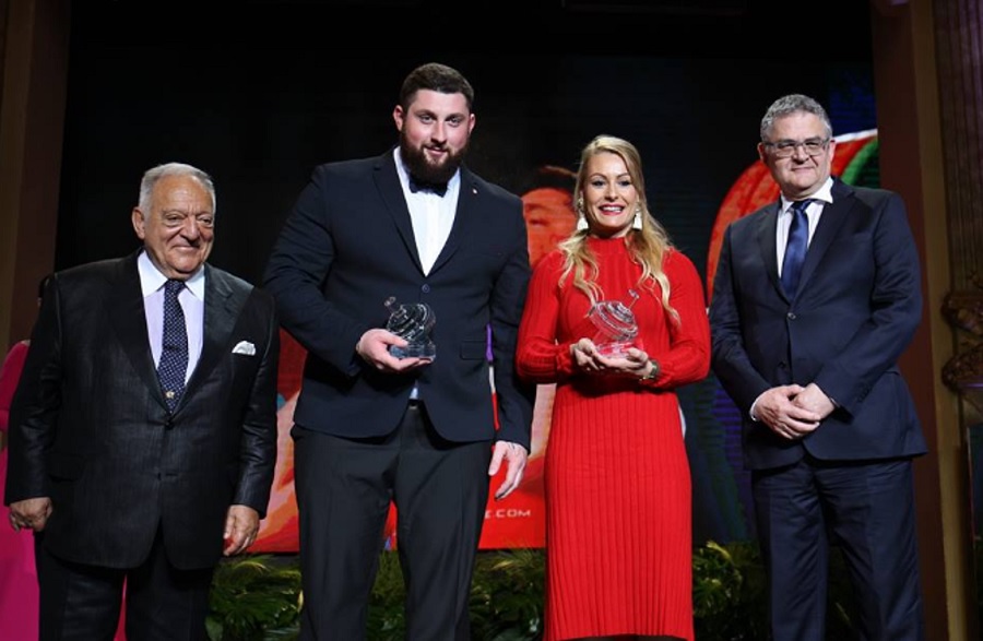 Международная федерация тяжелой атлетики наградила Лашу Талахадзе в Тбилиси