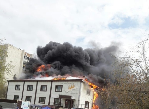 В Кокшетау ликвидирован пожар торгового дома