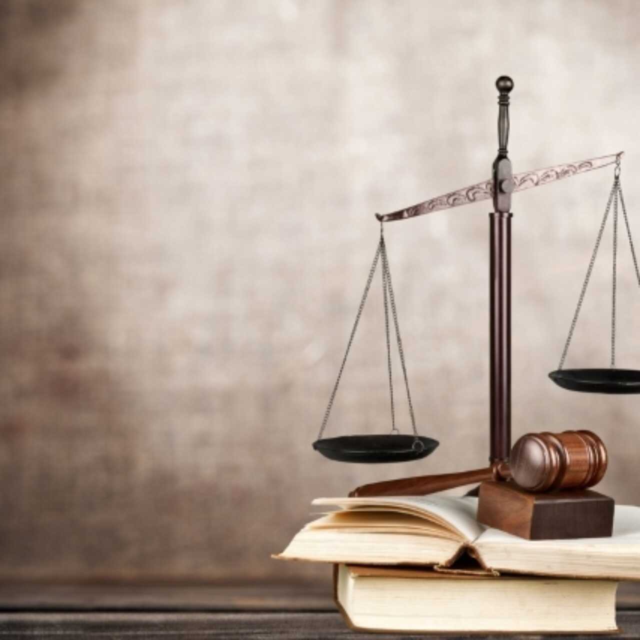 Әдемі сиськи