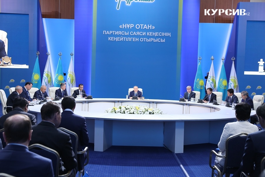 Назарбаев: Стабильность Казахстана зависит от бизнеса