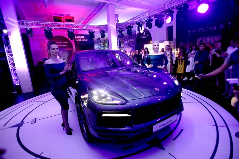 В Алматы показали новый Porsche Cayenne
