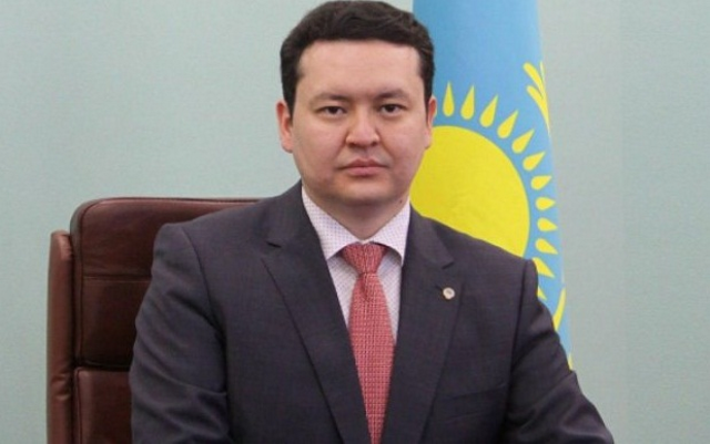 Олжас Абишев назначен вице-министром здравоохранения Казахстана