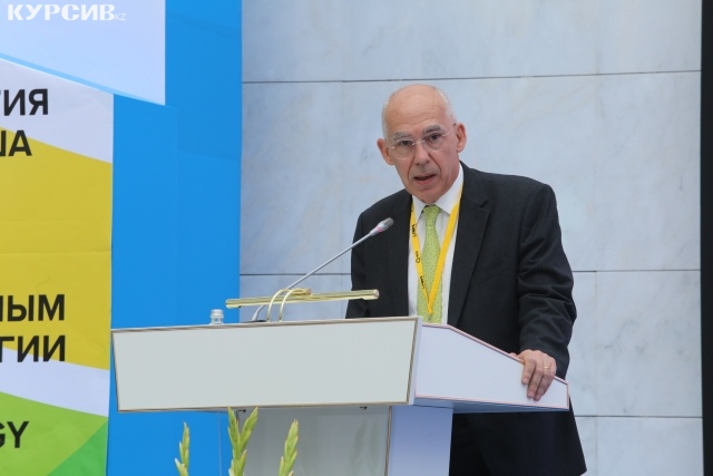 Shell рассматривает возможность инвестиций в ВИЭ в Казахстане